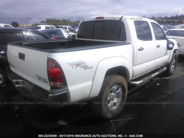 5TEJU62N47Z432833 - 2007 TOYOTA TACOMA DOUBLE CAB PRERUNNER WHITE photo 4