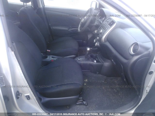 3N1CN7AP0CL803372 - 2012 NISSAN VERSA S/SV/SL SILVER photo 5