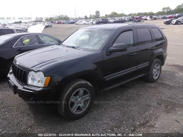 1J8GR48K57C602282 - 2007 JEEP GRAND CHEROKEE LAREDO/COLUMBIA/FREEDOM BLACK photo 2