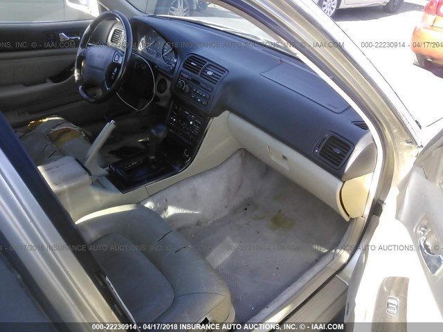 JH4KA7662RC002918 - 1994 ACURA LEGEND L Champagne photo 5