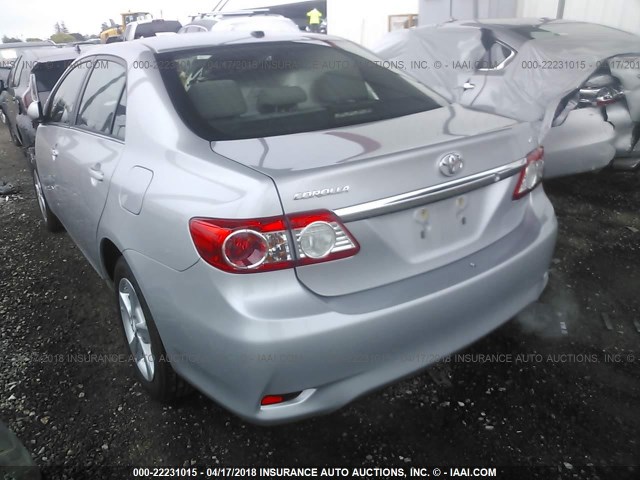 2T1BU4EE9DC927762 - 2013 TOYOTA COROLLA S/LE SILVER photo 3