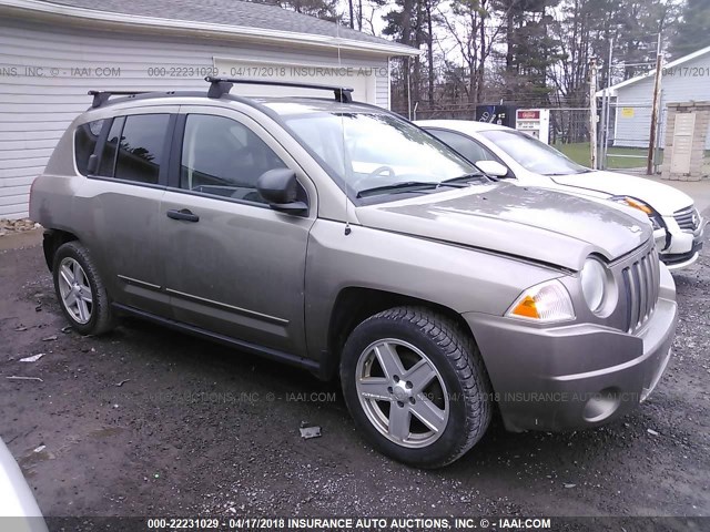 1J8FT47W88D729847 - 2008 JEEP COMPASS SPORT GREEN photo 1