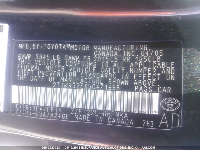 2T1KR32EX5C471966 - 2005 TOYOTA COROLLA MATRIX XR BLACK photo 9