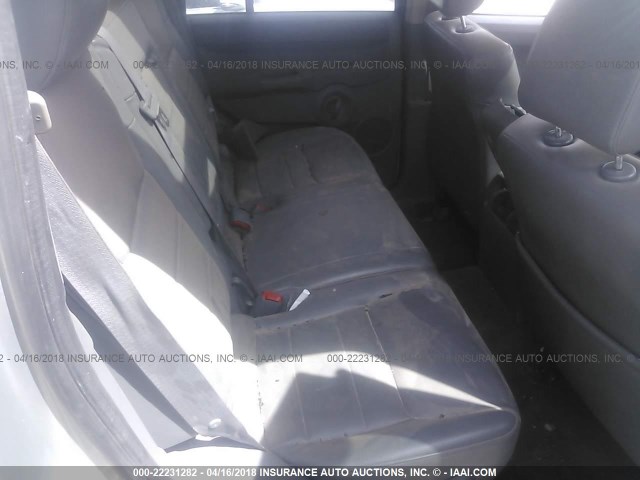 1J8HG48P37C527927 - 2007 JEEP COMMANDER Gümüş foto 8