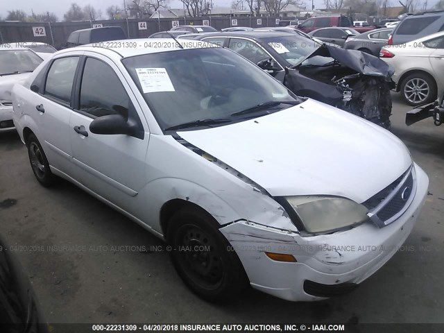 1FAFP34N57W219577 - 2007 FORD FOCUS ZX4/S/SE/SES WHITE photo 1