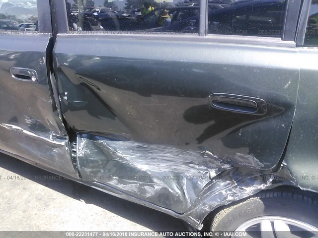 JTLKT324750212942 - 2005 TOYOTA SCION XB ნაცრისფერი ფოტო 6