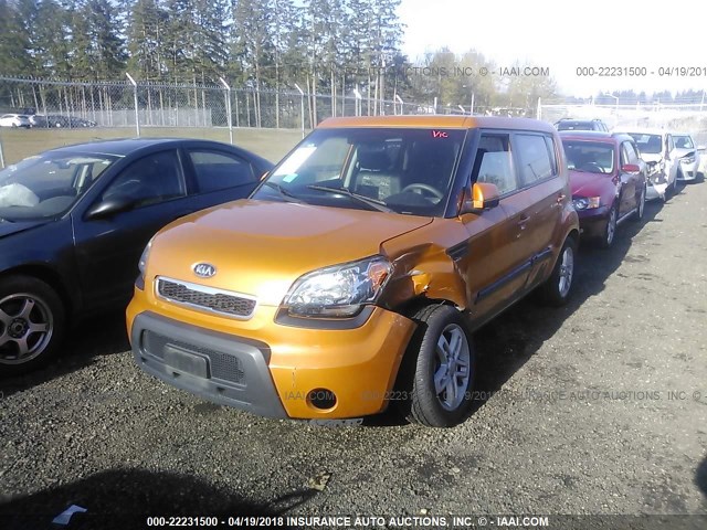 KNDJT2A21B7229160 - 2011 KIA SOUL +/!/SPORT ORANGE photo 2