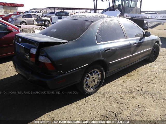 1HGCD5550TA066499 - 1996 HONDA ACCORD EX/EX-R GREEN photo 4