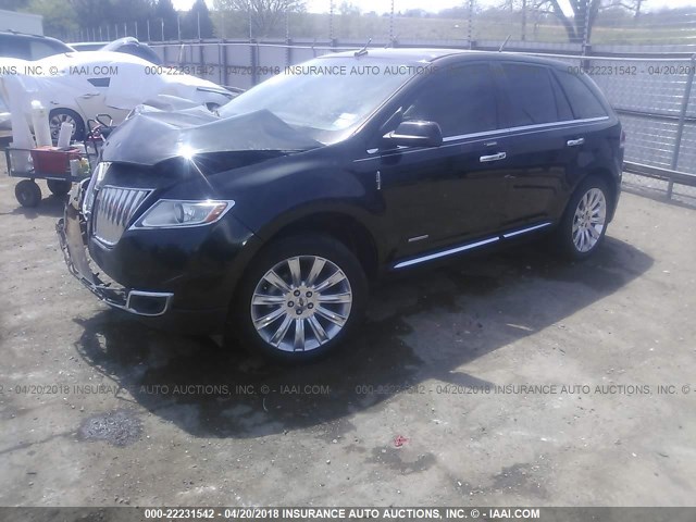 2LMDJ6JK9BBJ22858 - 2011 LINCOLN MKX BLACK photo 2