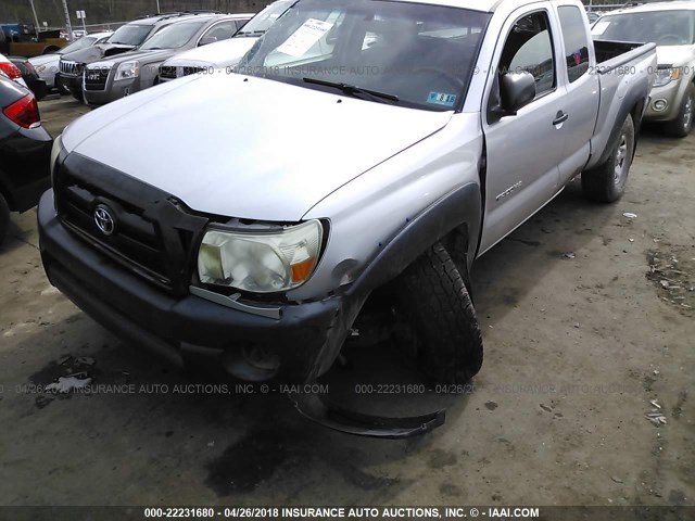 5TEUX42NX8Z543980 - 2008 TOYOTA TACOMA ACCESS CAB SILVER photo 2