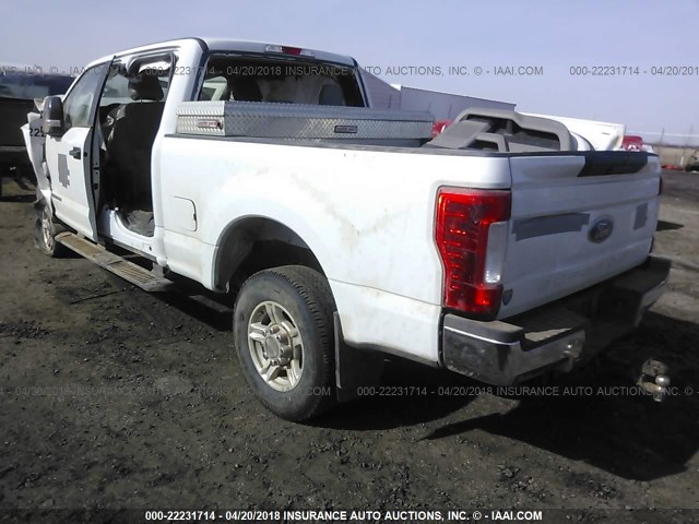 1FT7W2BT4HEE25901 - 2017 FORD F250 SUPER DUTY WHITE photo 3