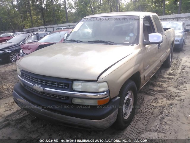 2GCEC19V9Y1308141 - 2000 CHEVROLET SILVERADO C1500 GOLD photo 2