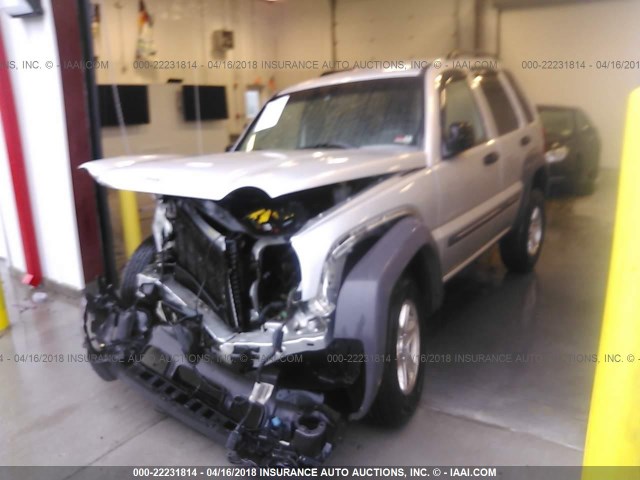 1J4GL48K54W177742 - 2004 JEEP LIBERTY SPORT SILVER photo 2