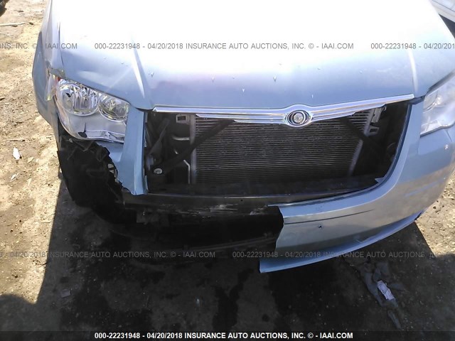 2A8HR54P28R151400 - 2008 CHRYSLER TOWN & COUNTRY TOURING Light Blue photo 6