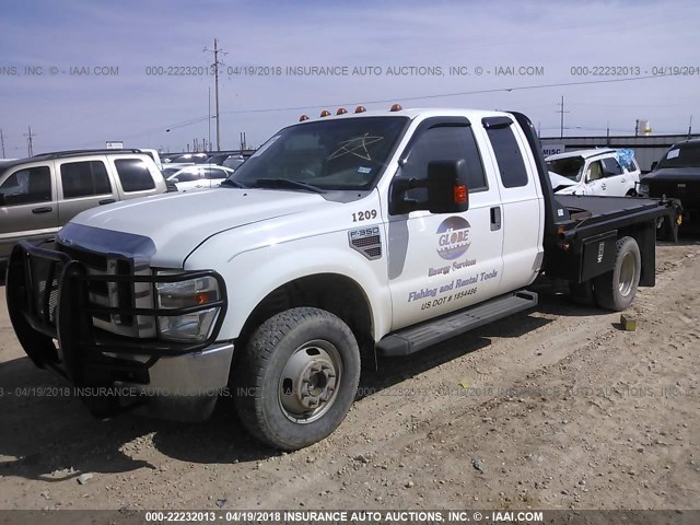 1FDWX3HR2AEB41209 - 2010 FORD F350 SUPER DUTY WHITE photo 2