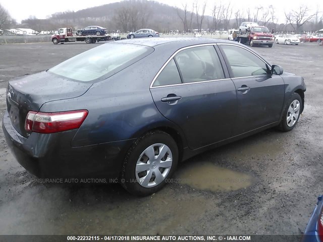 4T1BE46K47U721382 - 2007 TOYOTA CAMRY NEW GENERAT CE/LE/XLE/SE GRAY photo 4