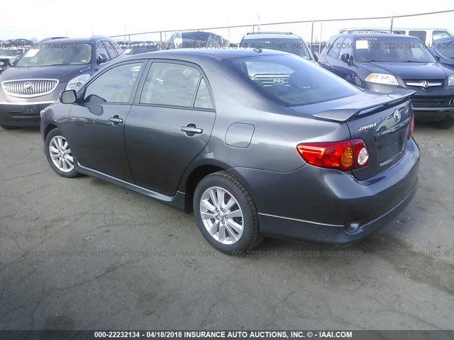 1NXBU4EE7AZ180558 - 2010 TOYOTA COROLLA S/LE/XLE GRAY photo 3