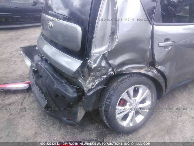 KNDJP3A59F7124280 - 2015 KIA SOUL + GRAY photo 6