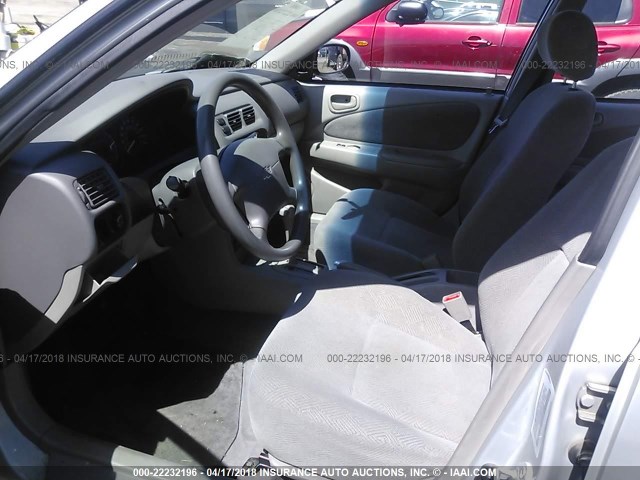 1Y1SK52882Z421199 - 2002 CHEVROLET GEO PRIZM LSI 银色 照片 5