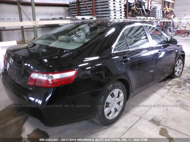 4T1BE46K67U547900 - 2007 TOYOTA CAMRY NEW GENERAT CE/LE/XLE/SE BLACK photo 4
