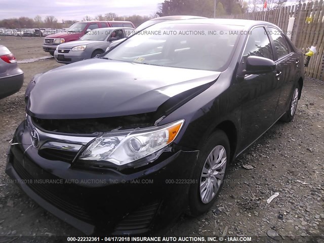 4T1BF1FK8CU066083 - 2012 TOYOTA CAMRY SE/LE/XLE 黑色 照片 2