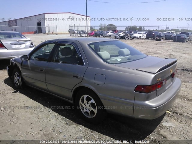 4T1BG22K8XU896397 - 1999 TOYOTA CAMRY CE/LE/XLE 金色 照片 3