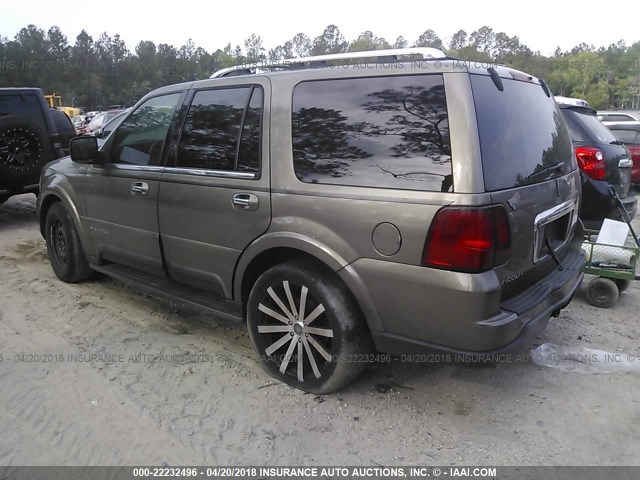 5LMFU28R94LJ12550 - 2004 LINCOLN NAVIGATOR TAN photo 3