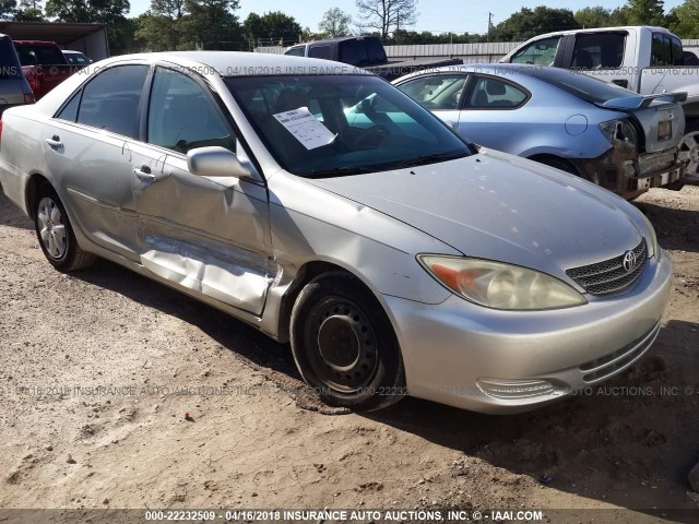 4T1BE32K24U792849 - 2004 TOYOTA CAMRY LE/XLE/SE SILVER photo 1