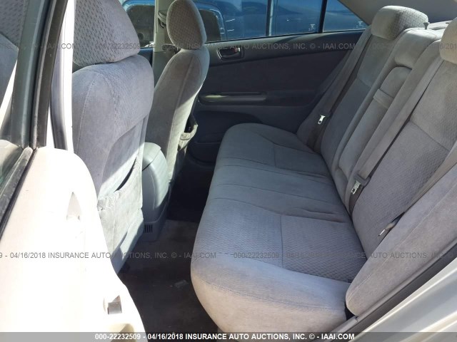 4T1BE32K24U792849 - 2004 TOYOTA CAMRY LE/XLE/SE SILVER photo 8