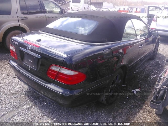 WDBLK65GX2T104611 - 2002 MERCEDES-BENZ CLK 320 BLACK photo 4