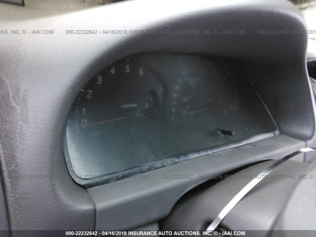 4T1BE32K33U676882 - 2003 TOYOTA CAMRY LE/XLE/SE ვერცხლისფერი ფოტო 7