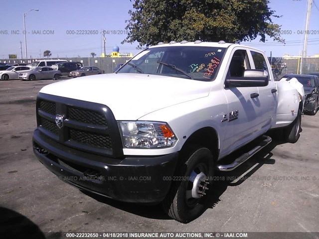 3C63RRGLXGG170581 - 2016 RAM 3500 ST WHITE photo 2