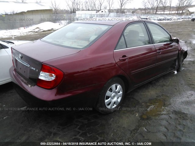 4T1BE32K93U142592 - 2003 TOYOTA CAMRY LE/XLE/SE RED photo 4