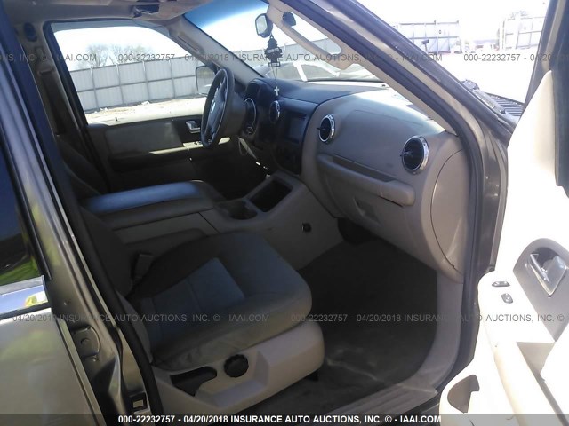 1FMPU16L93LA88670 - 2003 FORD EXPEDITION XLT Gold Foto 5