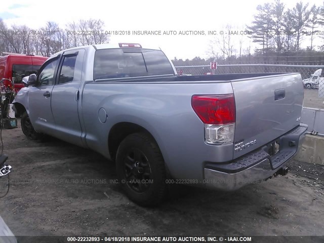 5TFUM5F13DX045305 - 2013 TOYOTA TUNDRA DOUBLE CAB SR5 GRAY photo 3