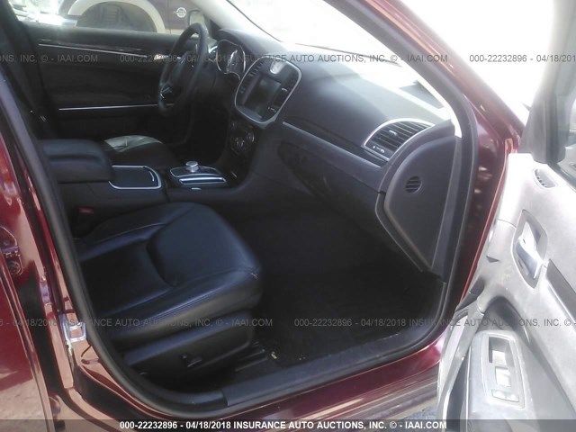 2C3CCAAG4GH151469 - 2016 CHRYSLER 300 LIMITED BURGUNDY photo 5