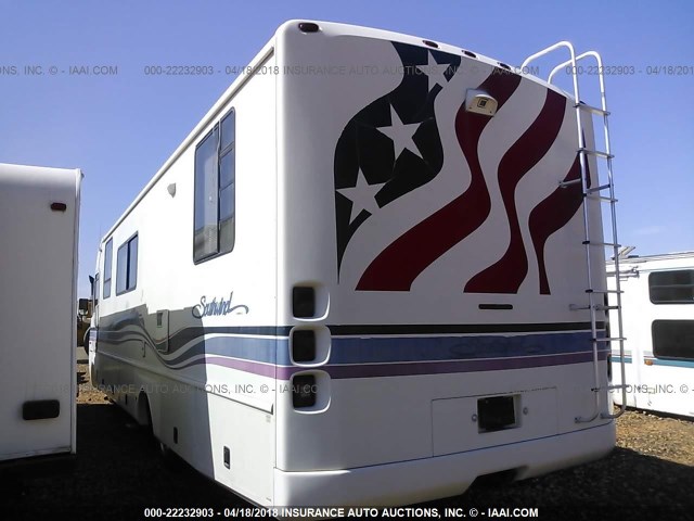 1GBKP37N4R3327718 - 1994 FLEETWOOD SOUTHWIND (CHEV P30)  BEIGE photo 3