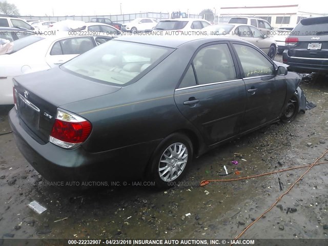 4T1BE32KX5U045422 - 2005 TOYOTA CAMRY LE/XLE/SE GREEN photo 4