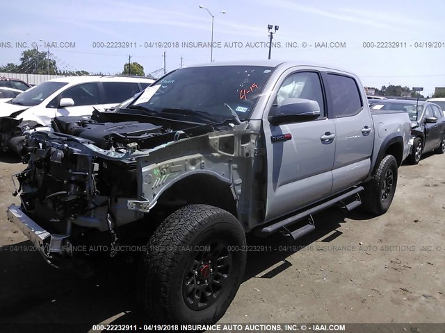 5TFCZ5AN0HX073771 - 2017 TOYOTA TACOMA DBL CAB/SR/TRDSPT/OR/PRO ნაცრისფერი ფოტო 2