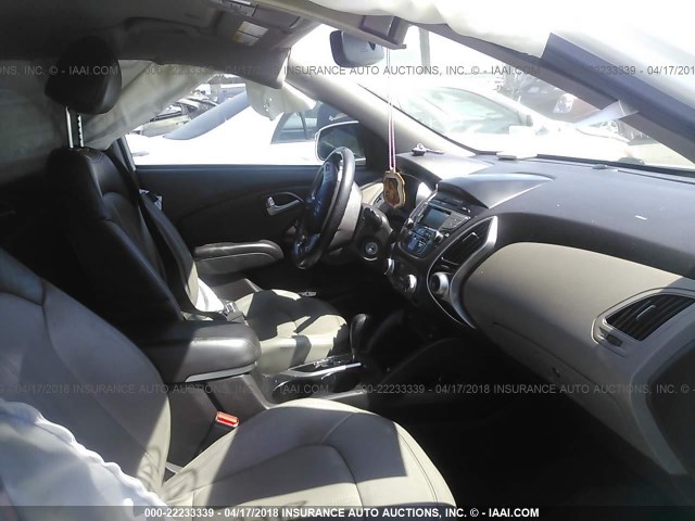 KM8JU3AC5BU156724 - 2011 HYUNDAI TUCSON GLS/LIMITED 白色 照片 5