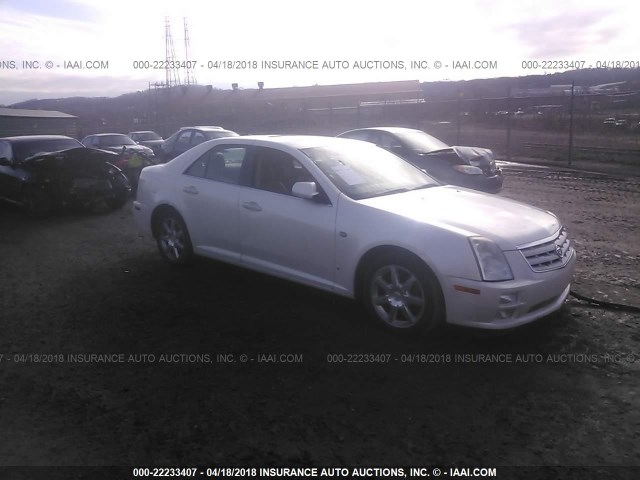 1G6DC67A760157501 - 2006 CADILLAC STS WHITE photo 1