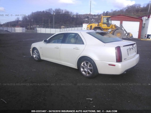 1G6DC67A760157501 - 2006 CADILLAC STS WHITE photo 3