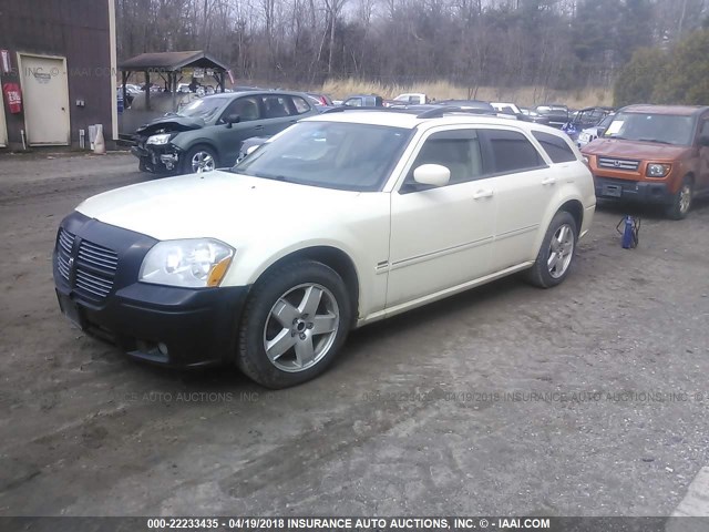 2D8GZ58205H537608 - 2005 DODGE MAGNUM R/T WHITE photo 2