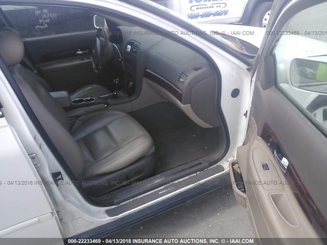 1LNHM86S71Y645225 - 2001 LINCOLN LS 白色 照片 5