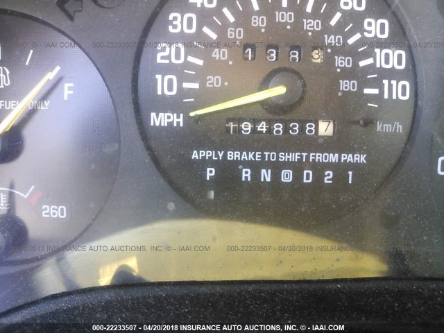 2G1WW12M5X9263124 - 1999 CHEVROLET MONTE CARLO LS მწვანე ფოტო 7