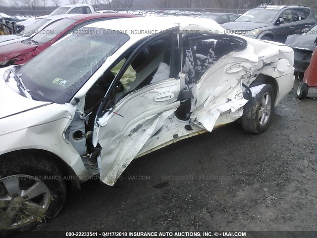 2G2WP552581107532 - 2008 PONTIAC GRAND PRIX WHITE photo 6