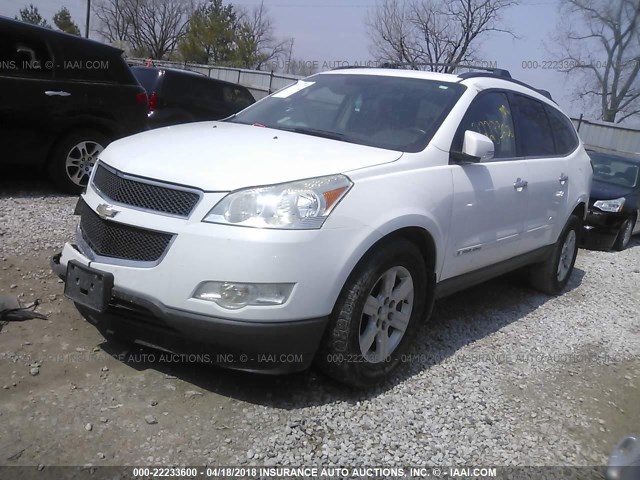 1GNER23D79S102846 - 2009 CHEVROLET TRAVERSE LT WHITE photo 2