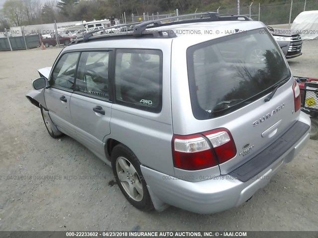 JF1SF656X2H750037 - 2002 SUBARU FORESTER S SILVER photo 3