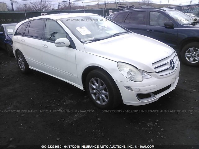 4JGCB65EX6A007602 - 2006 MERCEDES-BENZ R 350 WHITE photo 1