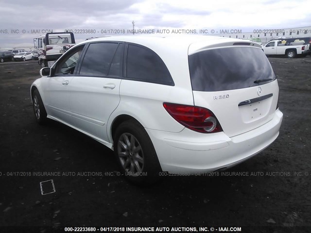 4JGCB65EX6A007602 - 2006 MERCEDES-BENZ R 350 WHITE photo 3